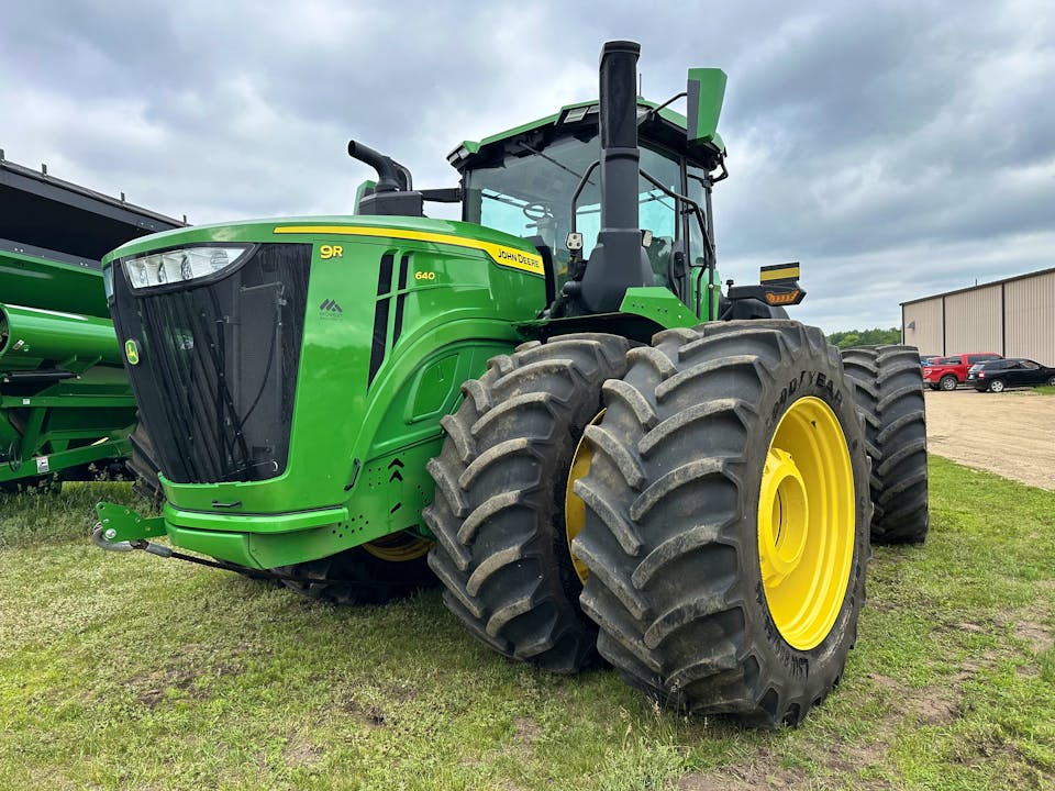 John Deere 9R 640