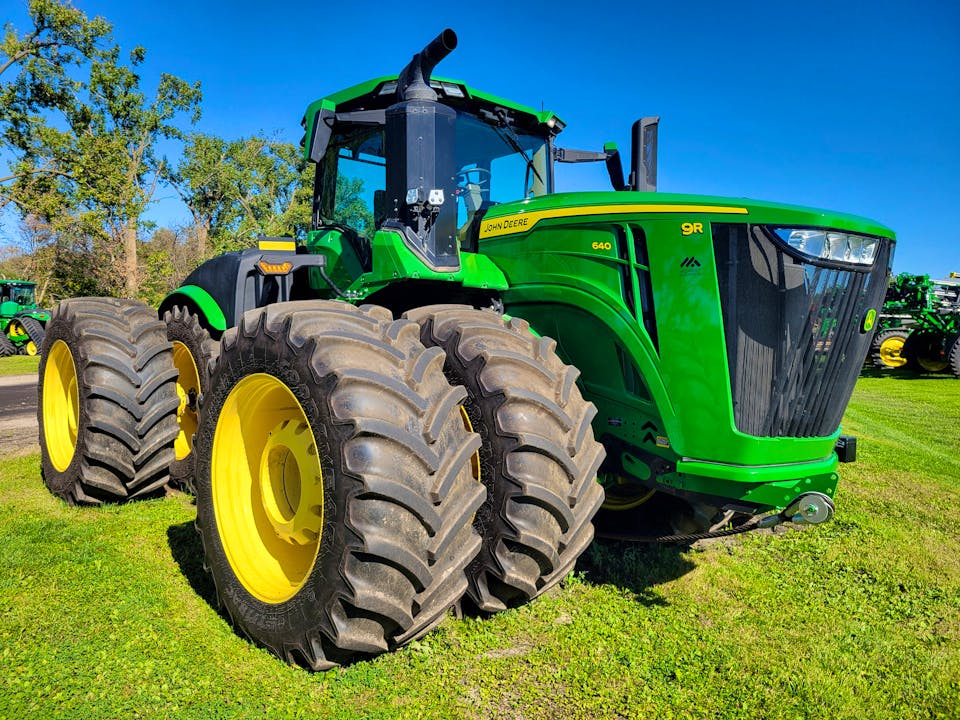 John Deere 9R 640