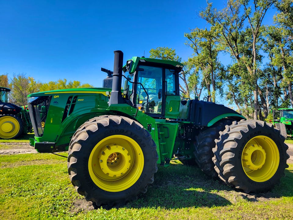 John Deere 9R 640