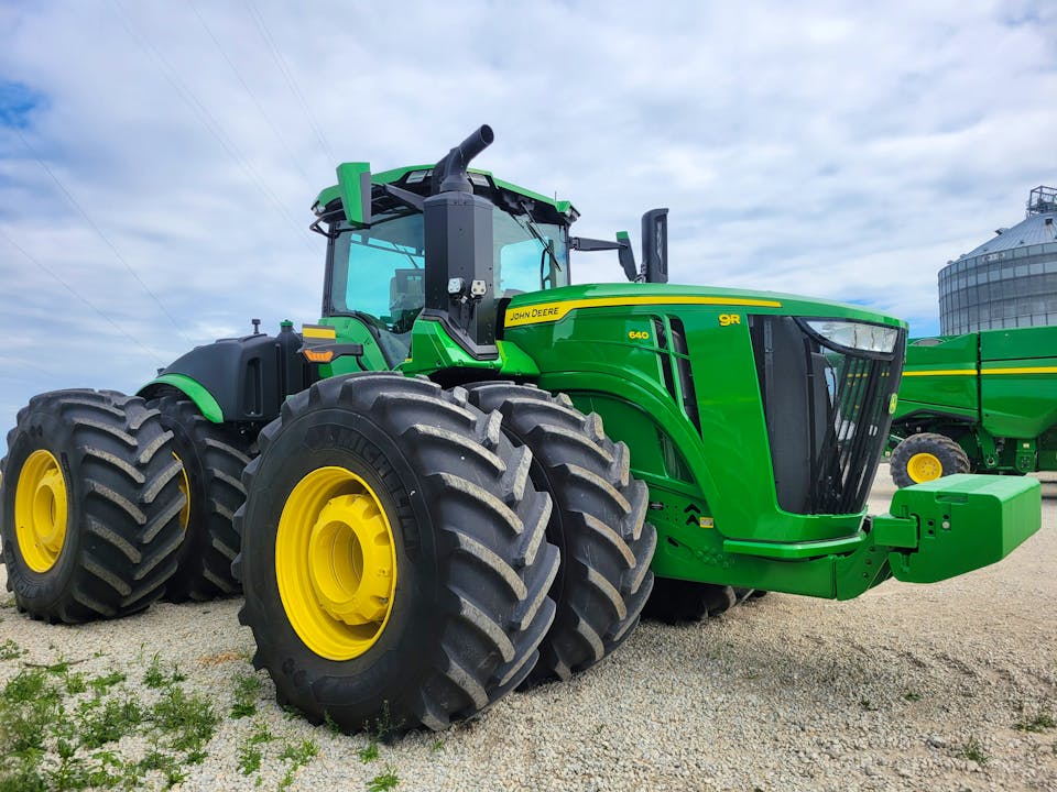 John Deere 9R 640