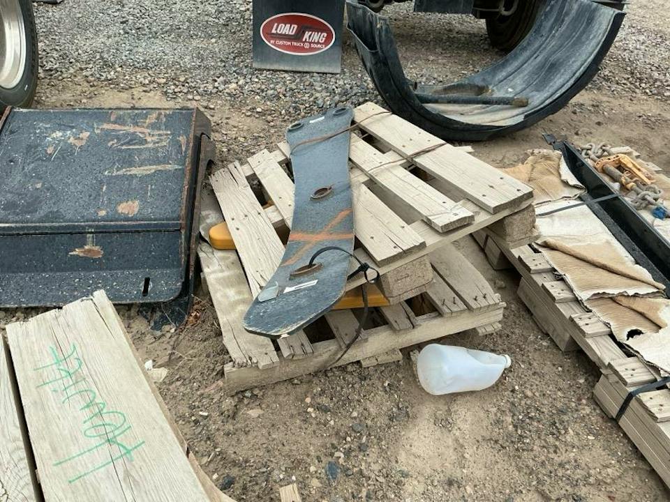 John Deere BOOMPLATE