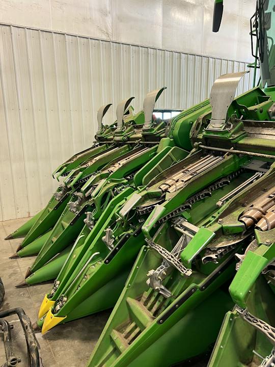 John Deere C12F