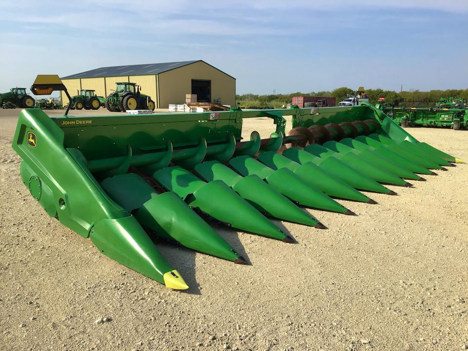 John Deere C12R
