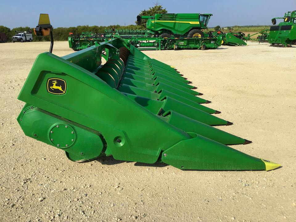 John Deere C12R