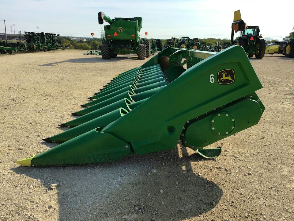 John Deere C12R