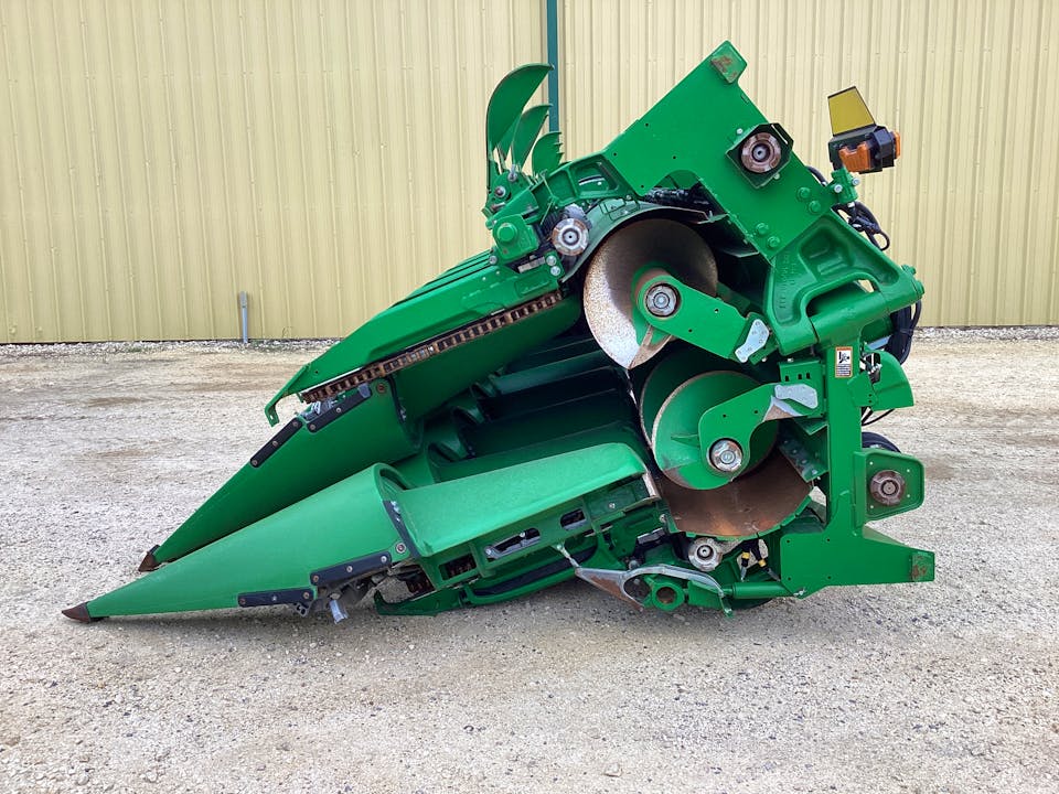 John Deere C16F