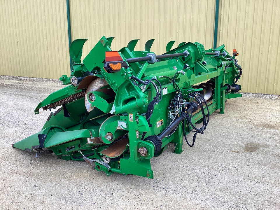 John Deere C16F