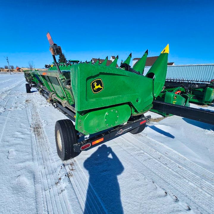 John Deere C18R