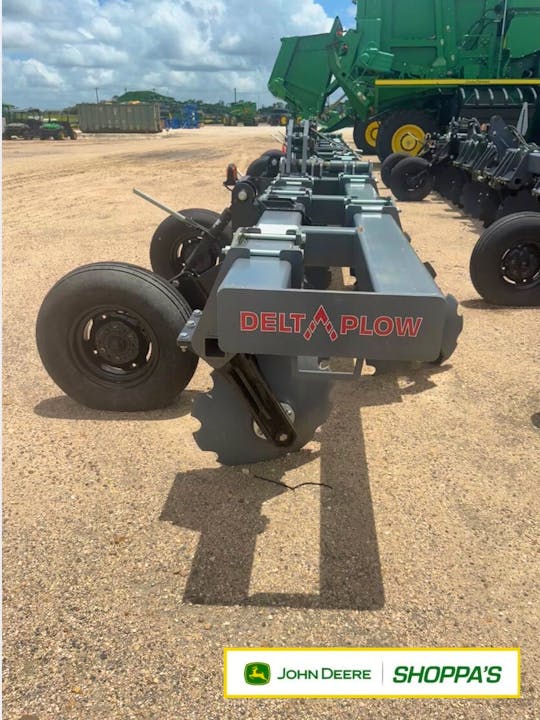 John Deere Delta Plow