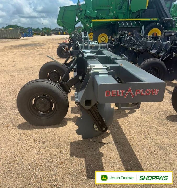 John Deere Delta Plow