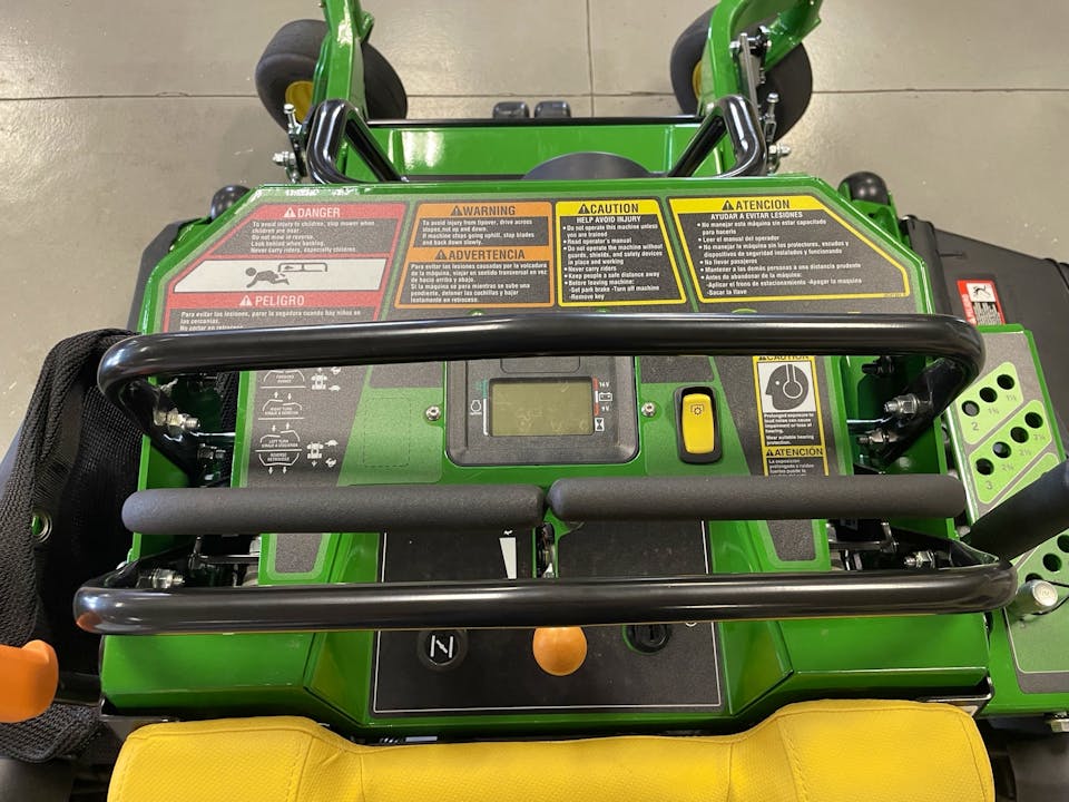John Deere Q850M