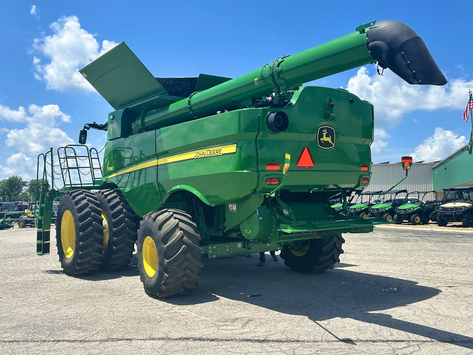 John Deere S760