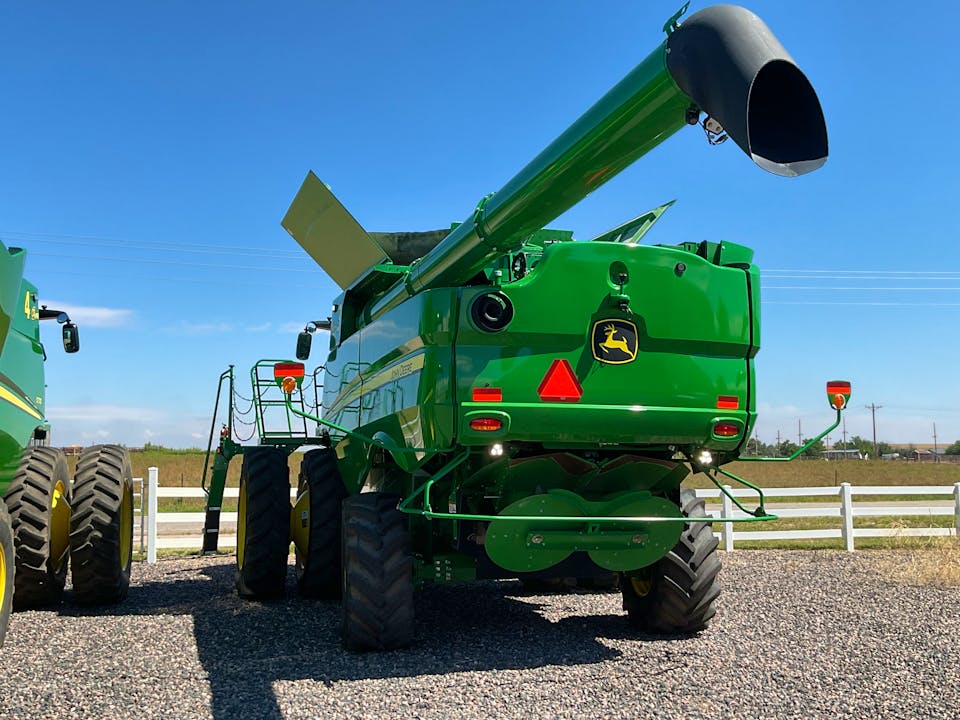 John Deere S770