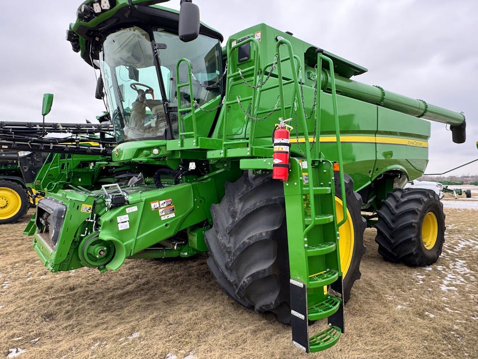 John Deere S780
