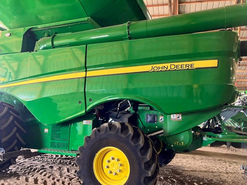 John Deere S780