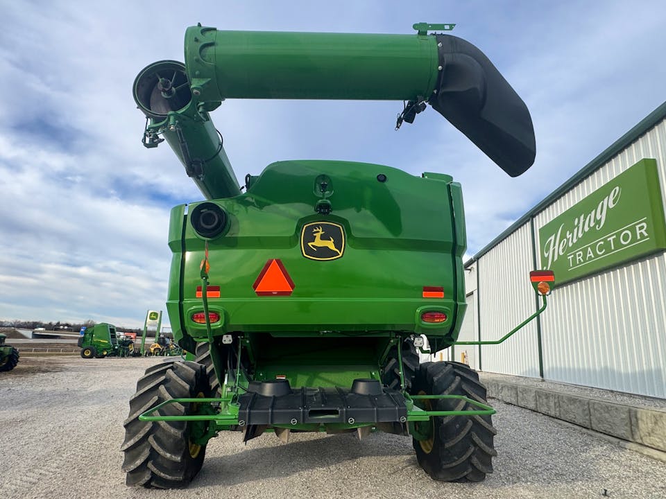 John Deere S780