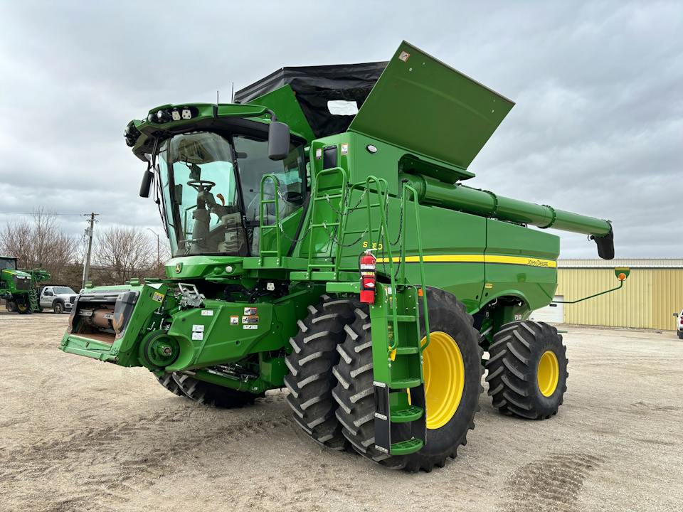 John Deere S780