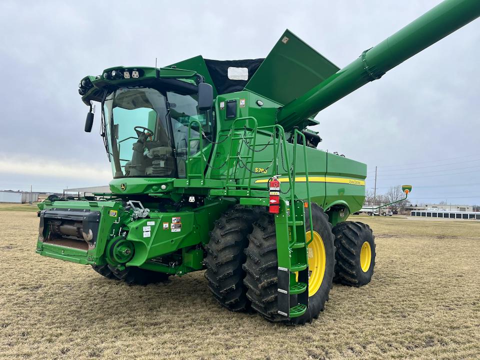 John Deere S780