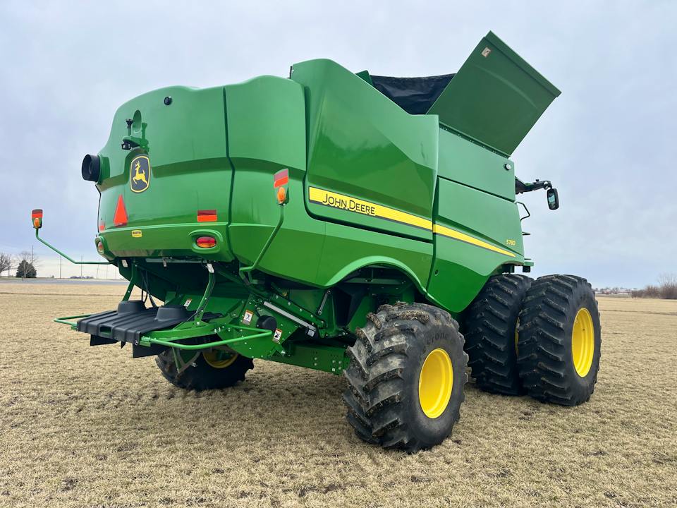 John Deere S780