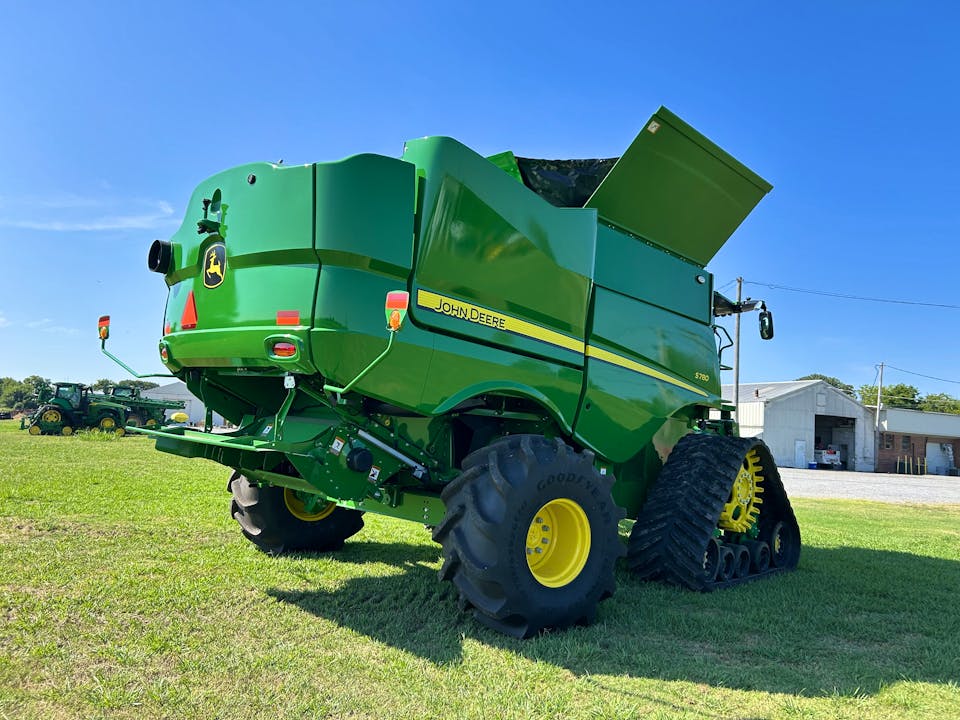John Deere S780