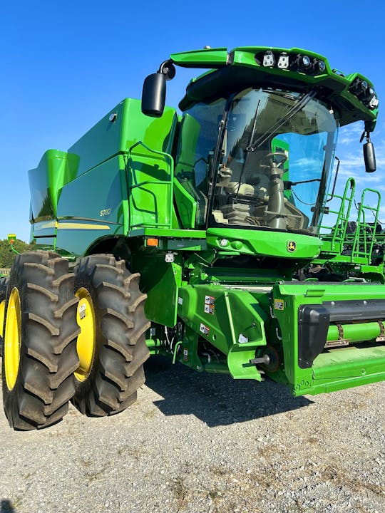 John Deere S780
