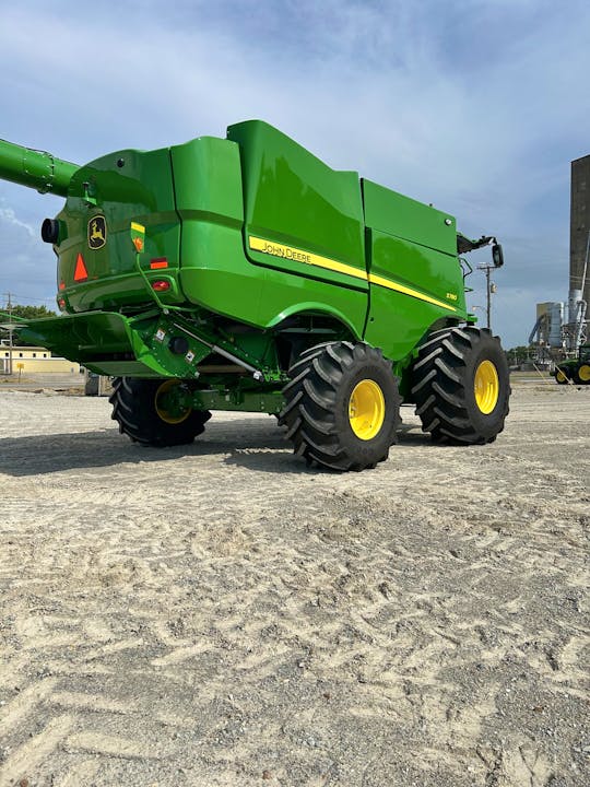 John Deere S780