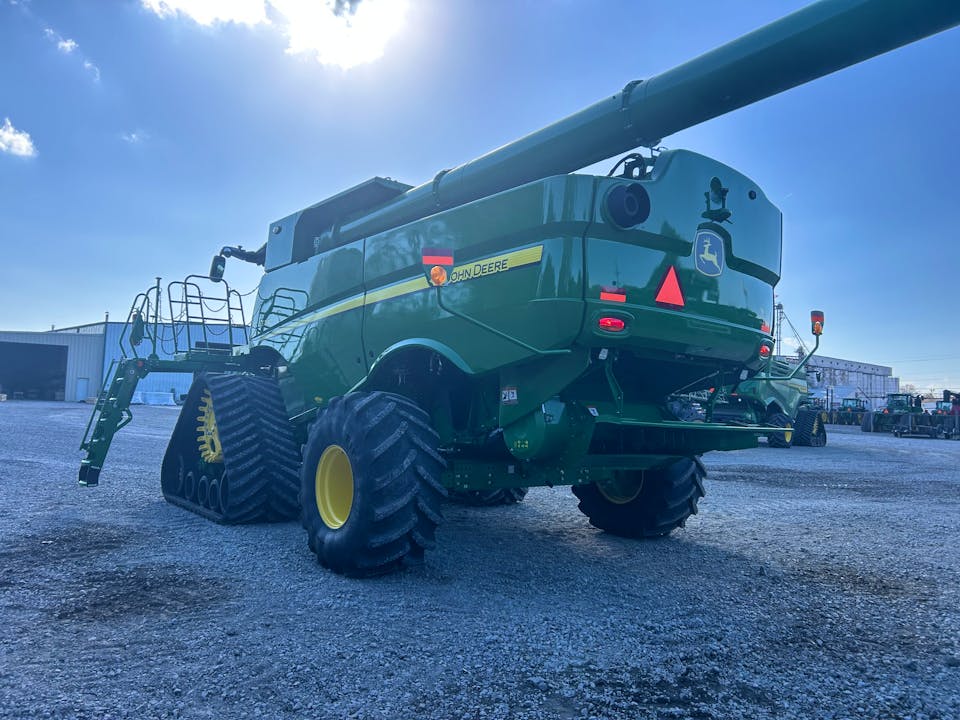 John Deere S780