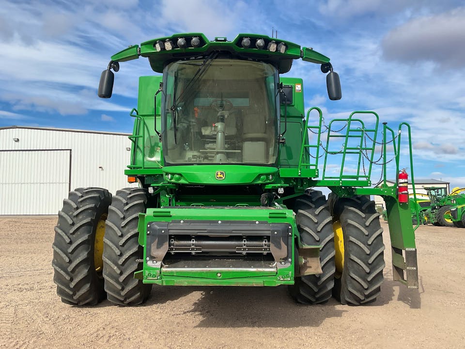 John Deere S780