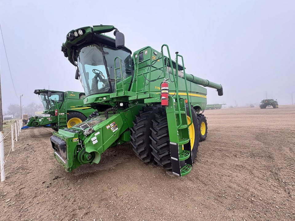 John Deere S780