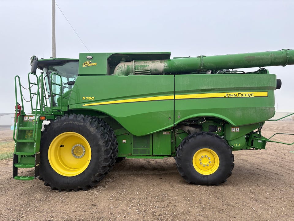 John Deere S780