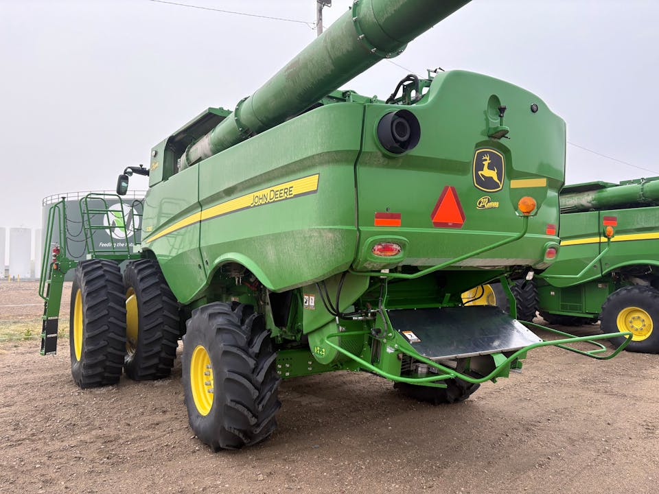 John Deere S780