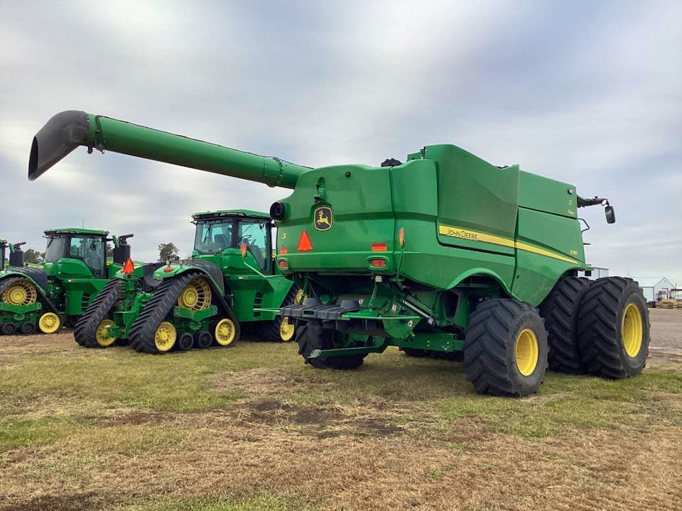John Deere S780
