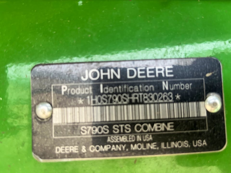 John Deere S790