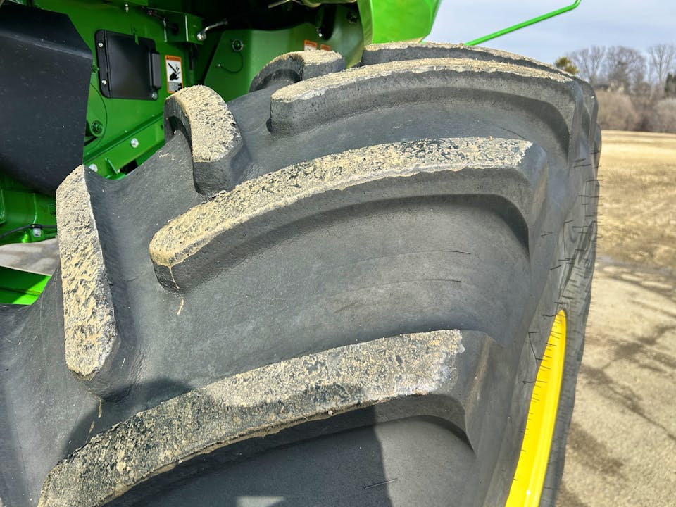 John Deere S790