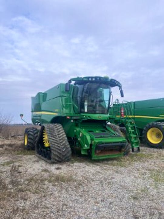 John Deere S790