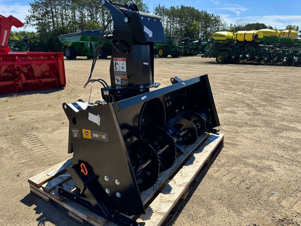 John Deere SB72E SNOWBLOWER