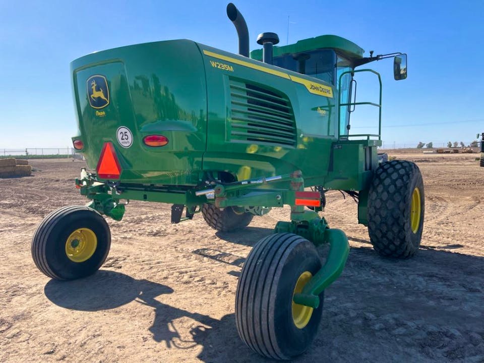 John Deere W235M