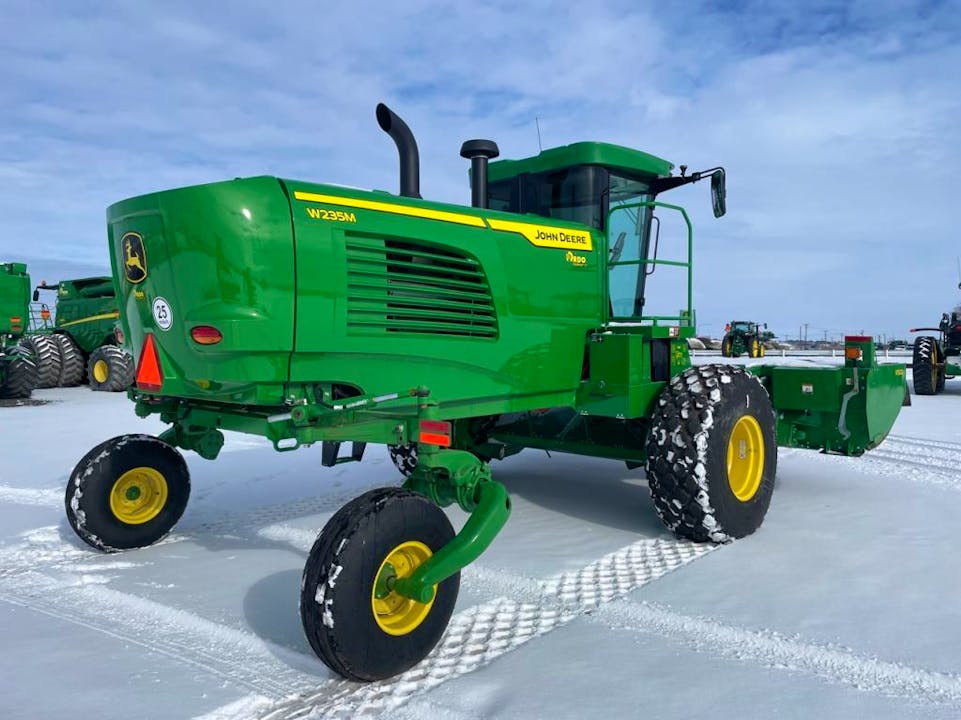 John Deere W235M