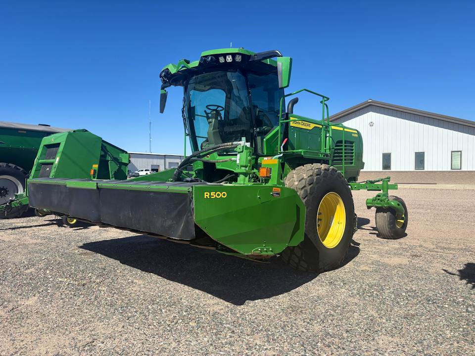 John Deere W235R