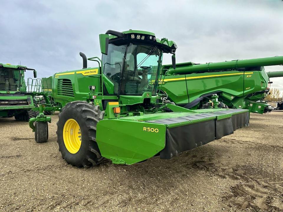 John Deere W235R