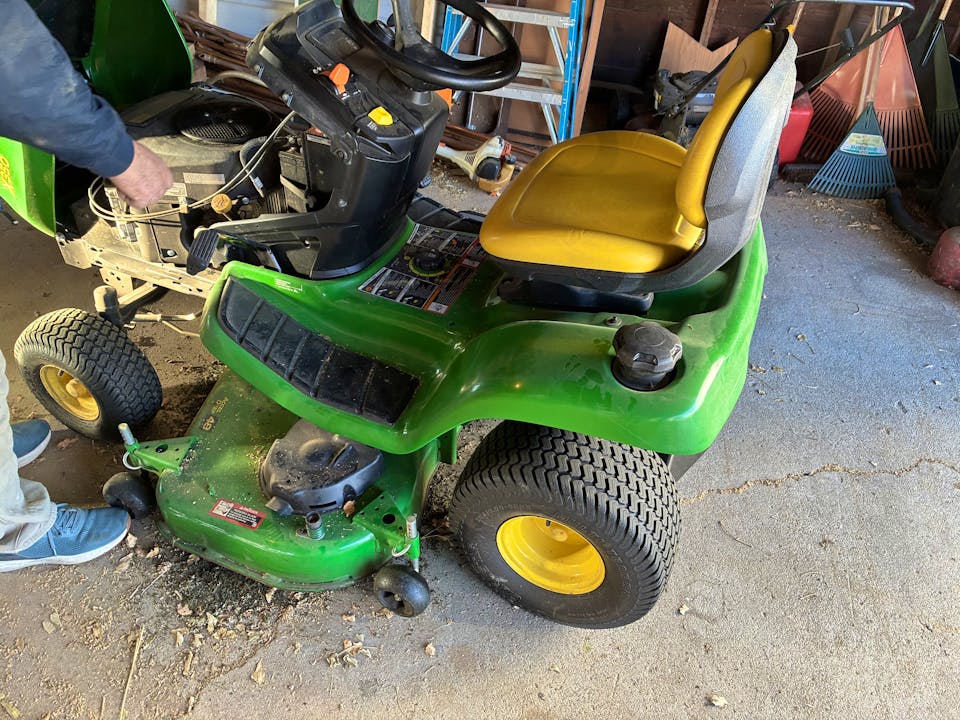 John Deere X350