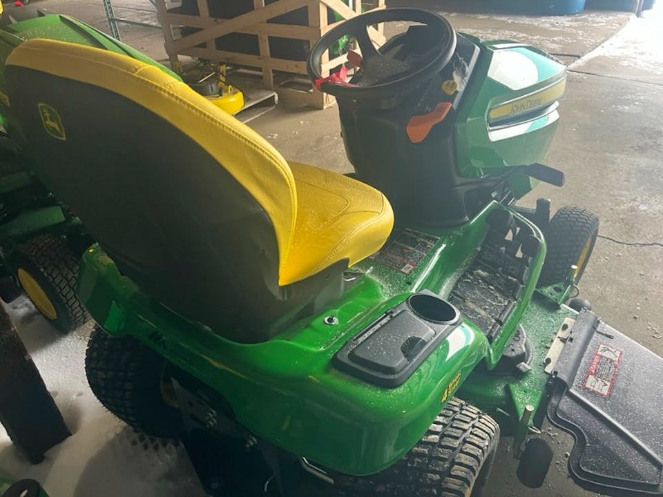 John Deere X384