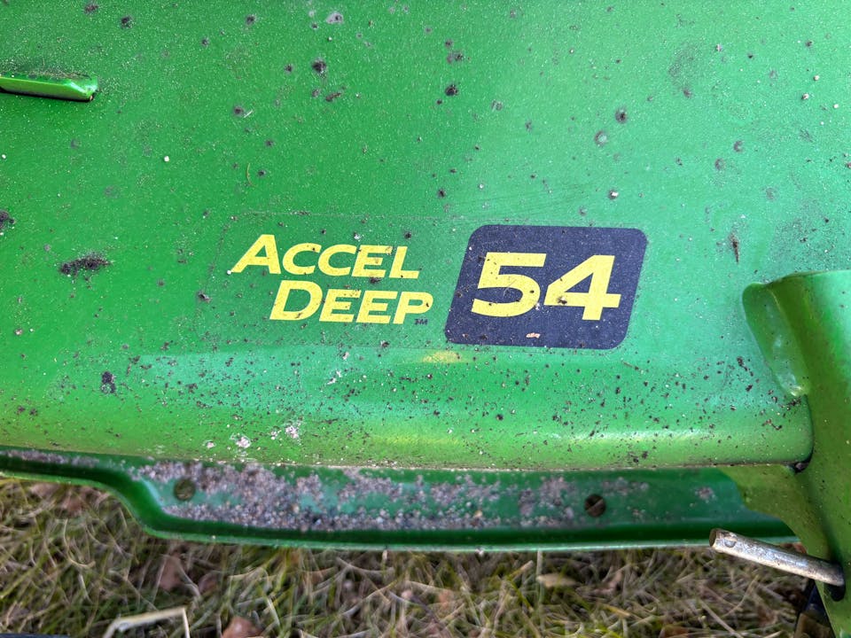 John Deere X584