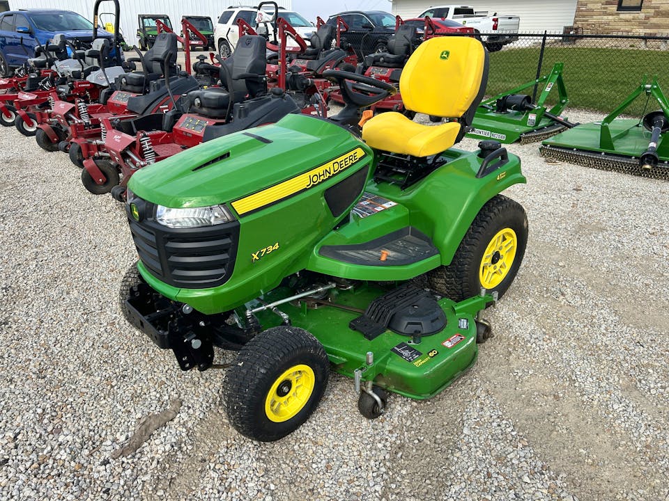 John Deere X734
