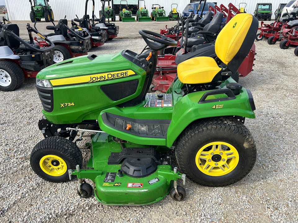 John Deere X734