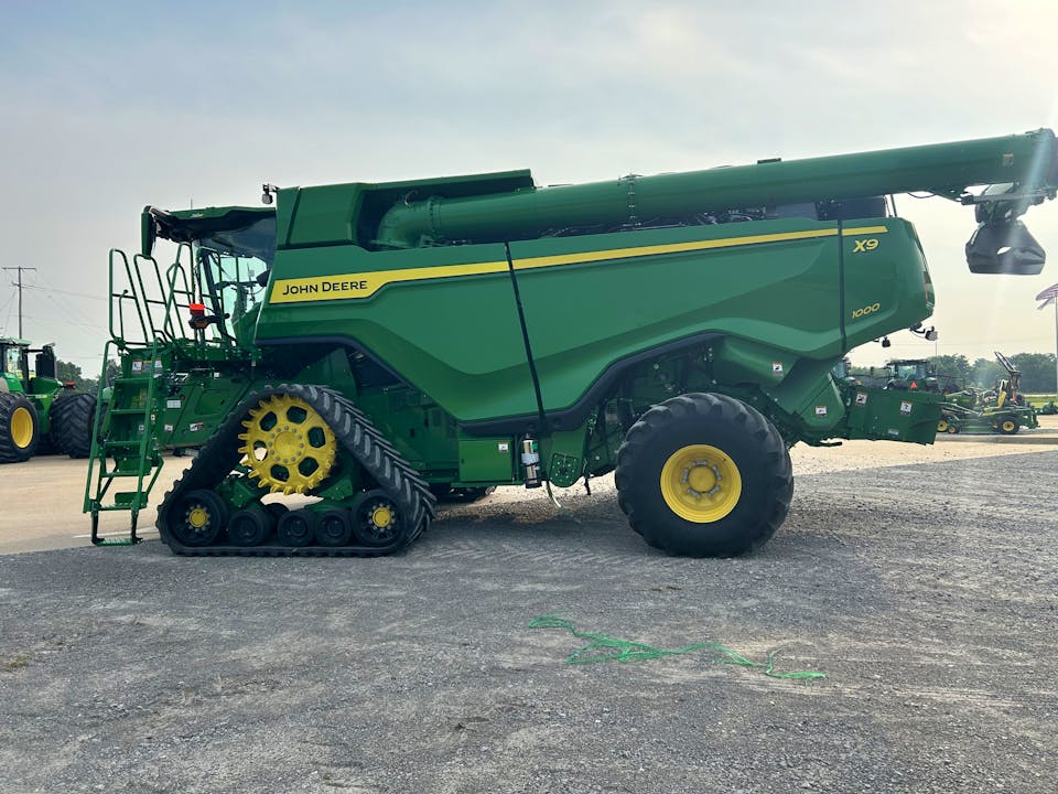 John Deere X9 1000