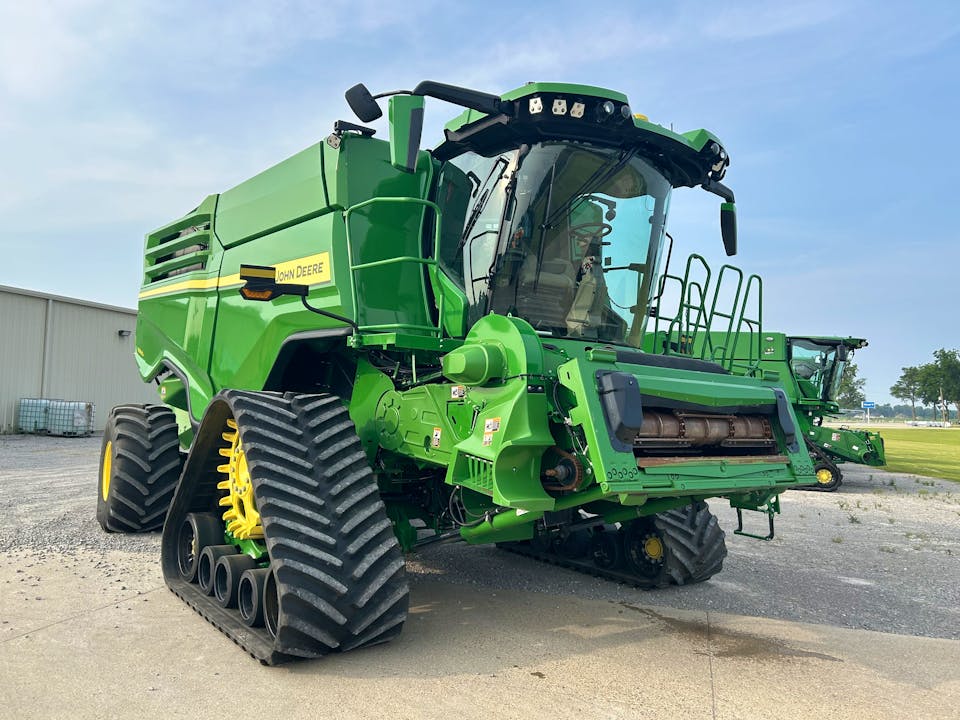 John Deere X9 1000