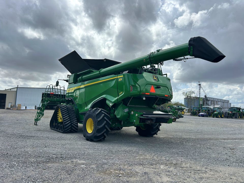 John Deere X9 1000