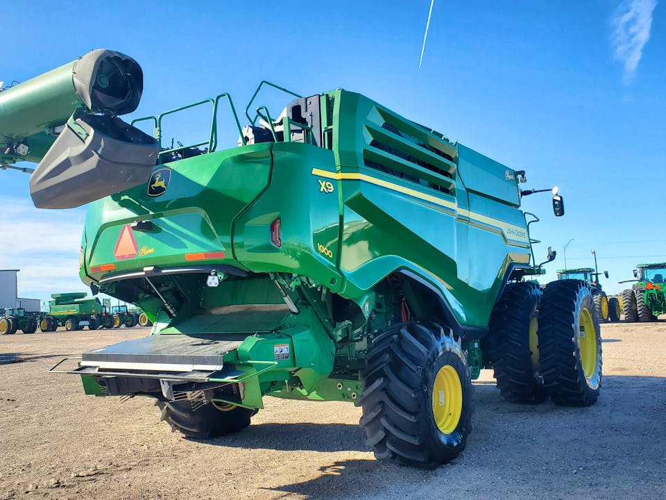 John Deere X9 1000
