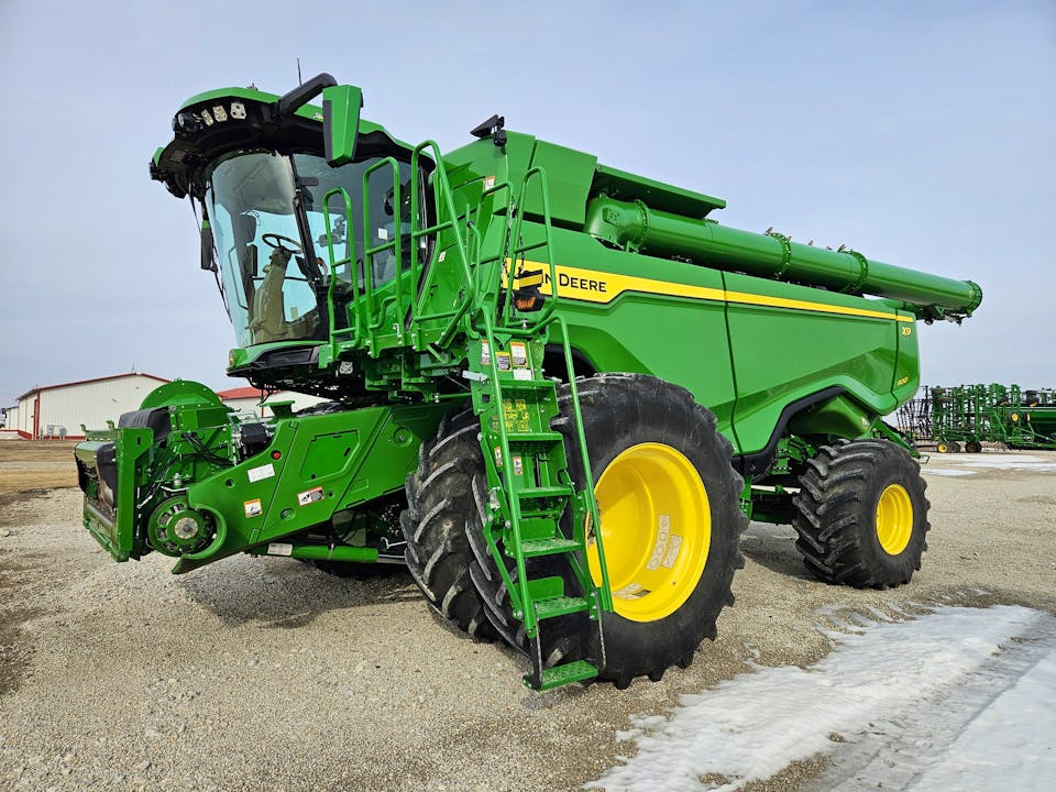 John Deere X9 1100